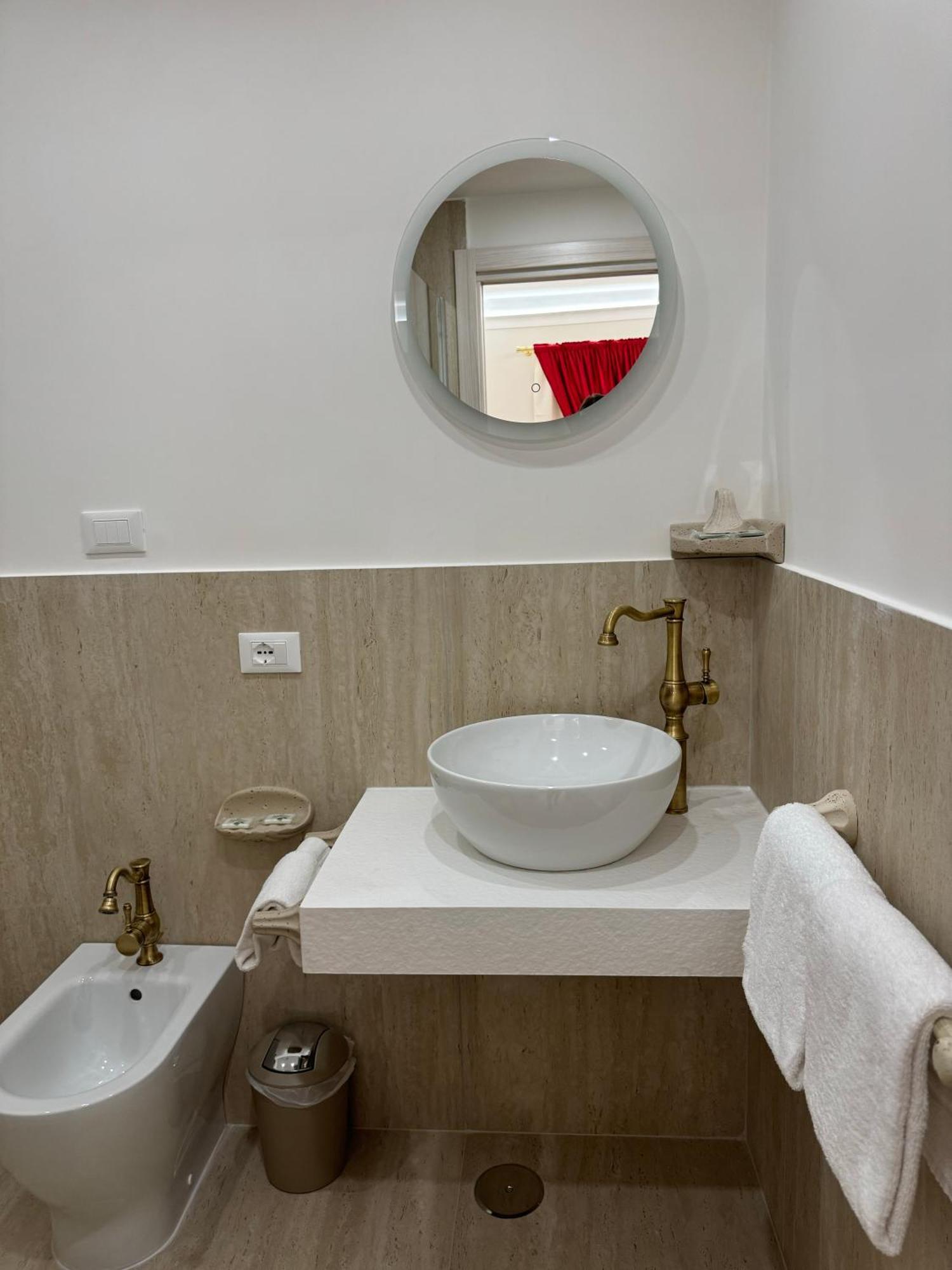 Jacuzzi Rooms Vatican Museum Rome Exterior photo